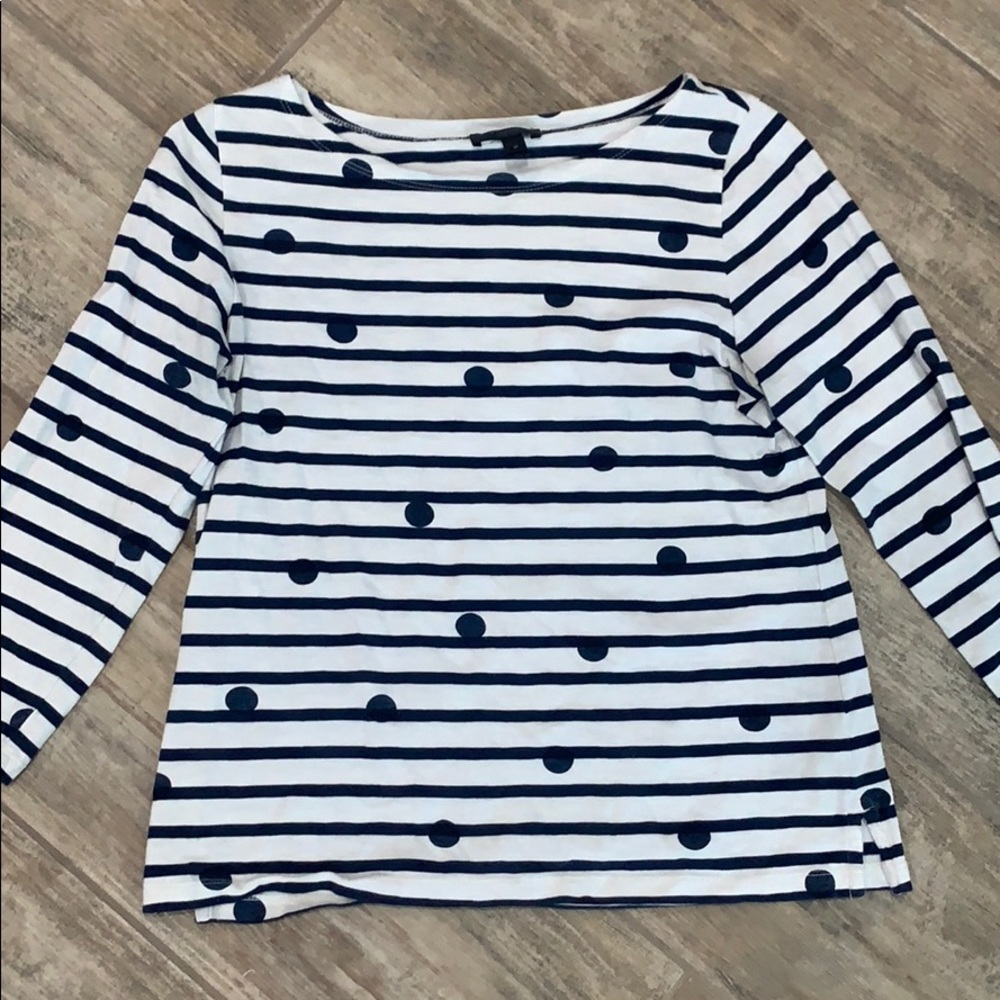 Navy/white long sleeve shirt. Blue stripes/dots